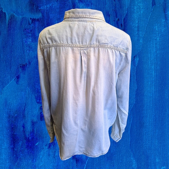 Women's Rue 21 Button Down Shirt - Picture 2 of 3